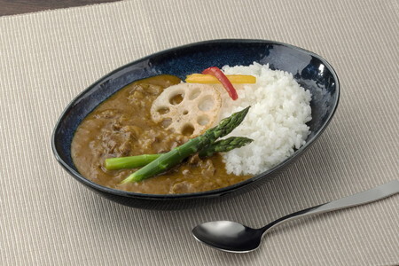 [赤城牛カレー ゴールドタイプ]中辛200g×4個 カレー ビーフカレー 赤城牛 レトルトカレー 牛肉カレー