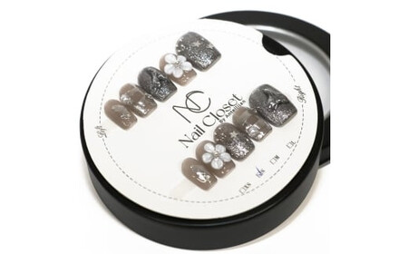 ネイルチップ　ショート【星霞】Lサイズ　Antellijan大宮ネイルサロンのハンドメイド　S4-L