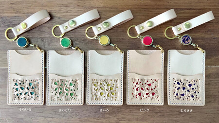 本革ICカードケース（障害のある人たちがつくるハートフルグッズ）【ピンク】