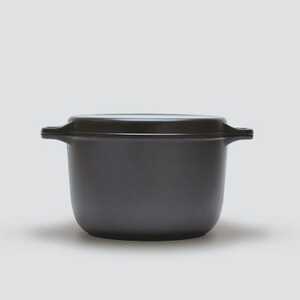 [ガス火専用]無水調理ができ、フタはフライパンになる アルミ鋳物鍋「味わい鍋」両手特深22cm