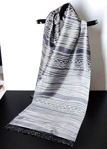 秩父銘仙ストール「流水 グレー」 / ショール ファッション小物 伝統工芸 埼玉県 特産品 No.464-02