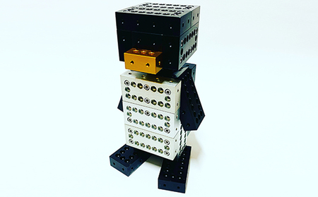 町工場職人がつくるアルミ製ブロック[ペンギンモデル組立てセット]