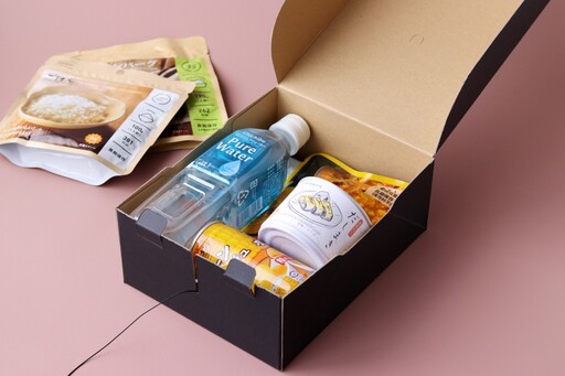 [株式会社 ヨシザワ]非常時に温かい食事を!どこでも加熱BOX レトルト・缶飲料対応(6回分)