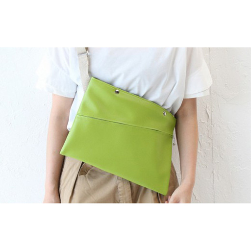 上質で上品でシンプルなショルダーバッグ「saco」（グリーン） No.246-05