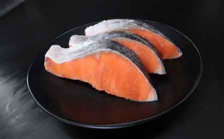 訳あり 厚切り 銀鮭 切り身 1.2kg (1枚120〜160g) 鮭 さけ サケ