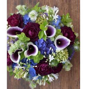 季節のフラワーアレンジメント 〜フレンチスタイル〜 Specialite(スペシャリテ)[配送不可地域:離島・北海道・沖縄県・九州]