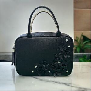 ハンドバッグ フィオーレ ブラック