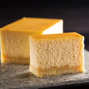 京王プラザホテル スイーツ&パンセット(チーズケーキセット、パンドミバターミルク半斤×2個セット)0041-019-S07