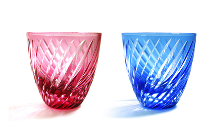 浅草切子 KANA KURITA「ぐい呑 滝縞斜め 青藍/金赤」ペアセット 木箱入り_0012-106-T07