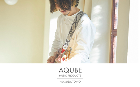AQUBE MUSIC PRODUCTS ギターストラップ プリンテッド パイソン [ S ](裏面カラー:スウェードグレー)