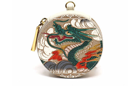 [文庫屋大関]マカロンポーチ 龍[緑][皮革工芸品] ポーチ ミニポーチ 小物入れ アクセサリー入れ イヤホン入れ 収納 保管ケース 手のひらサイズ 本革 革 皮革 工芸品 工芸 雑貨 ギフト プレゼント 日本製 東京