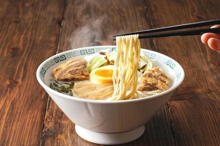 [桂花ラーメン渋谷センター街店直送]太肉麺 ターローメン 3食セット(冷凍パック)