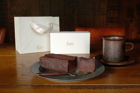 yfamzEze`F[ŃpeBVGƂ߂ꗬVFtӐg̃Kg[VR