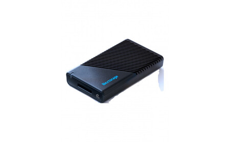 NX-SA1PRO|CFexpress Type A USB 40Gbps カードリーダー