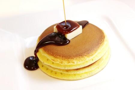 鎌倉散策休憩に!名店より受け継がれるホットケーキとサイフォン珈琲ペアチケット
