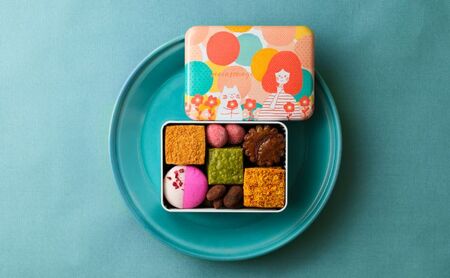 Ma Minette (マ・ミネット) お菓子 スイーツ 焼き菓子 オシャレ クッキー缶 8種類 詰め合わせ マカロン サブレ 贈答用 ギフト ご褒美
