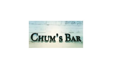 CECEU[PA̐XShoeshine Chum's Bar̓Xp@C