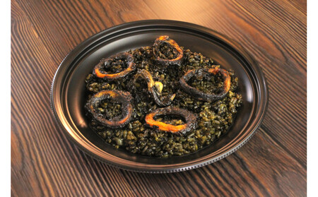 濃厚イカスミの旨味パエリア1人前×2皿