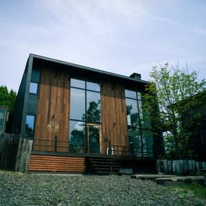 y12HtzMAOIQ 4lhy1654336z