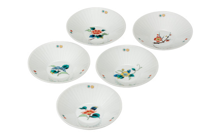 九谷焼 4.5号皿揃 草花絵変り (5枚セット)a01 食器 キッチン雑貨 キッチンアイテム 雑貨 小物 お皿 丸皿 食卓 テーブルコーディネート 取り皿