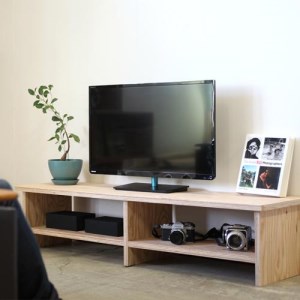 北海道育ちの木材を使った宮大工特製「TVボード1200」(塗装なし)