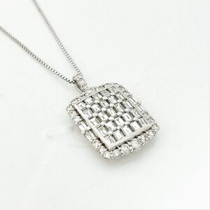 Deliciae K18WG スクエアモチーフ ペンダントネックレス ダイヤ2.0ct