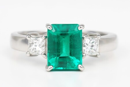 [ふるなび限定][一点もの]エメラルド(2.08ct)ダイヤモンドプラチナリング R124 K06147-H FN-Limited-SP