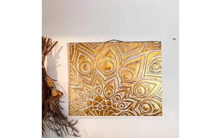 彫刻ピーコック柄ゴールドレリーフ 山梨県 甲斐市