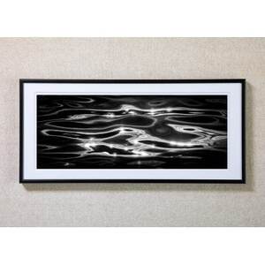 写真作品「水の貌(かお)〜きらめき〜」[A3変形・横長額入り]
