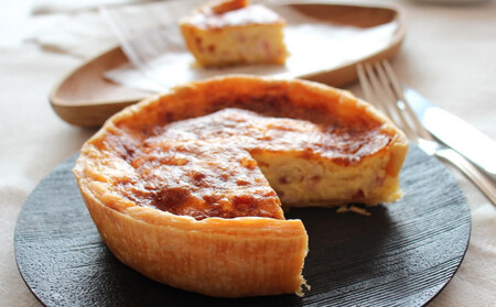 自家製 キッシュ ロレーヌ(グリエールチーズとベーコン)Quiche Lorraine (直径11cm) 約210g