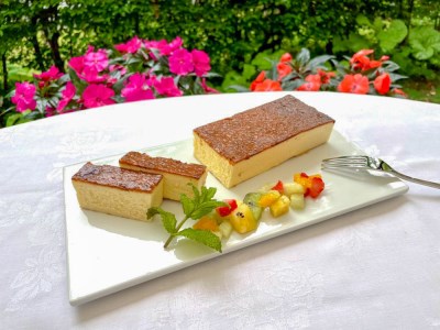 ホテルシェフの作る絶品バスク風チーズケーキ 350g /長野県白馬村 スイーツ デザート[G0480369]