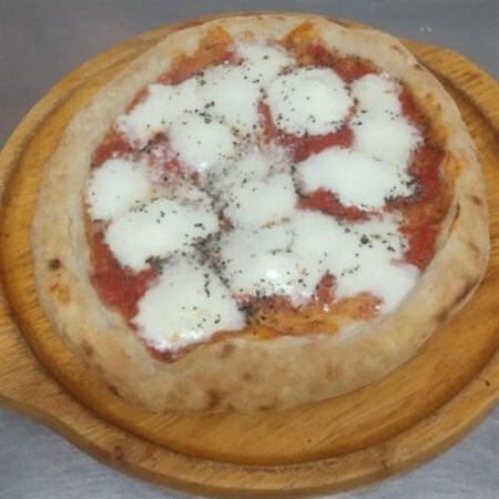 マルゲリータ 約21cm×3枚セット 高山村産小麦粉ハナマンテン100%使用の手作りピザ[配送不可地域:離島]