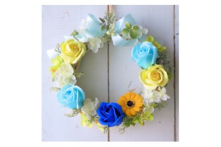 280 「花香るリース」シャンパンブルー