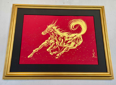 現代水墨画家 白道「丙午 龍馬」赤ゴールド|絵画 アート インテリア 手描き 一筆 龍 日本画 現代アート ハンドメイド作品 水墨画 かっこいい 作品 縁起 風水 芸術 2026年 午年 うま 馬 干支 [mt2125]