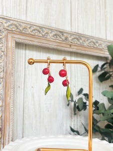 �{���̌S���V������߂��s�A�X�E�C�������OC