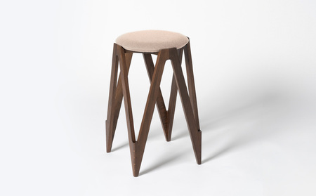 CO･DA･MA High Stool＜ウォールナット＞（NC-121 ベージュ）
