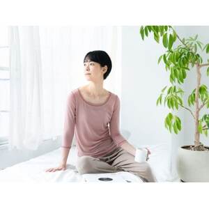 [洗える/柔らかマシュマロ素材/草木染め]七分袖Uネックインナー アカネピンク