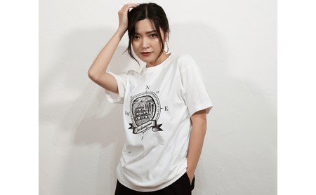 揖斐川町 マンホールTシャツ 白 ファッション 服 男性 メンズ 女性 レディース お城 星空 花 土星  Sサイズ