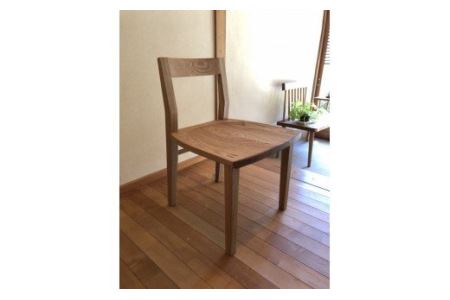[180005]軽くて座り心地の良い手作りの木の椅子「KOSI-KAKE」