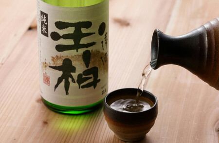 平成30年東海地区「純米の部」で1位になった『純米玉柏』720ml