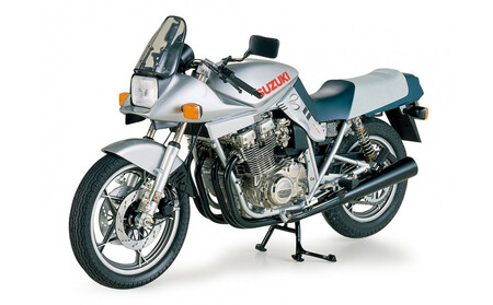 1/6 スズキ GSX 1100S カタナ