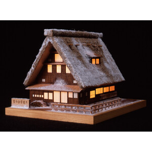 ウッディジョー あかりシリーズ No.1 雪の合掌造り 木製模型キット