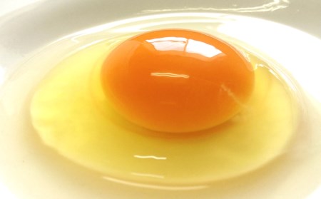0009-40-03 富士山朝霧高原の卵「富士の名月」12個&「くんせい卵」4個