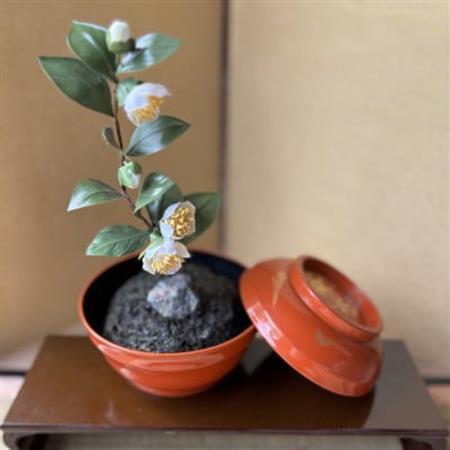 [茶の花]四季を彩る創作草もの盆栽(工芸品)〜工房椿[配送不可地域:離島・北海道・沖縄県]