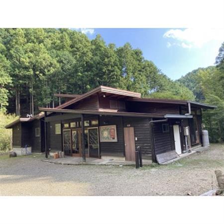 B＆Bゲストハウス「森の駅」(森の間)4人宿泊券【配送不可地域：離島・沖縄県】【1694650】