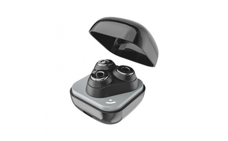 2025年新発売 髭剃り 電気シェーバー メンズ [ ブラック]ひげそり USB充電式 IPX7 防水防滴 コードレス 男性 深剃り 回転刃 3枚刃 コンパクト ポータブル Type-C タッチ制御 シェービング 高速モーター 静音作動 いつでも清潔 肌にやさしい 携帯便利 海外対応 1年間安心保証付き