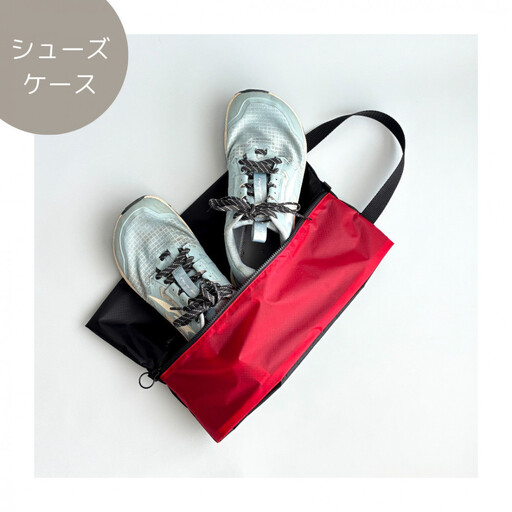 【Mサイズ・赤】軽量ナイロンシューズケース　着替えポーチ　上靴袋