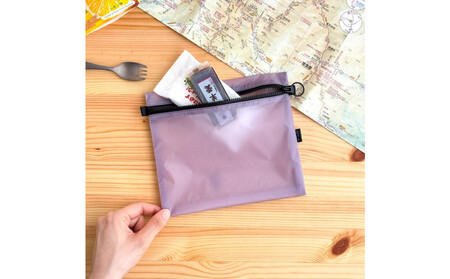 [ラベンダー]A6が入る軽量撥水ナイロンスクエアポーチ(マチあり)