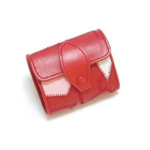 3つ折り財布 革のパッチワーク お札も小銭も入る「コロンとした小さなお財布」赤色