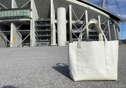 豊田スタジアムの屋根膜から作ったトートバッグ ロゴなし(無地)